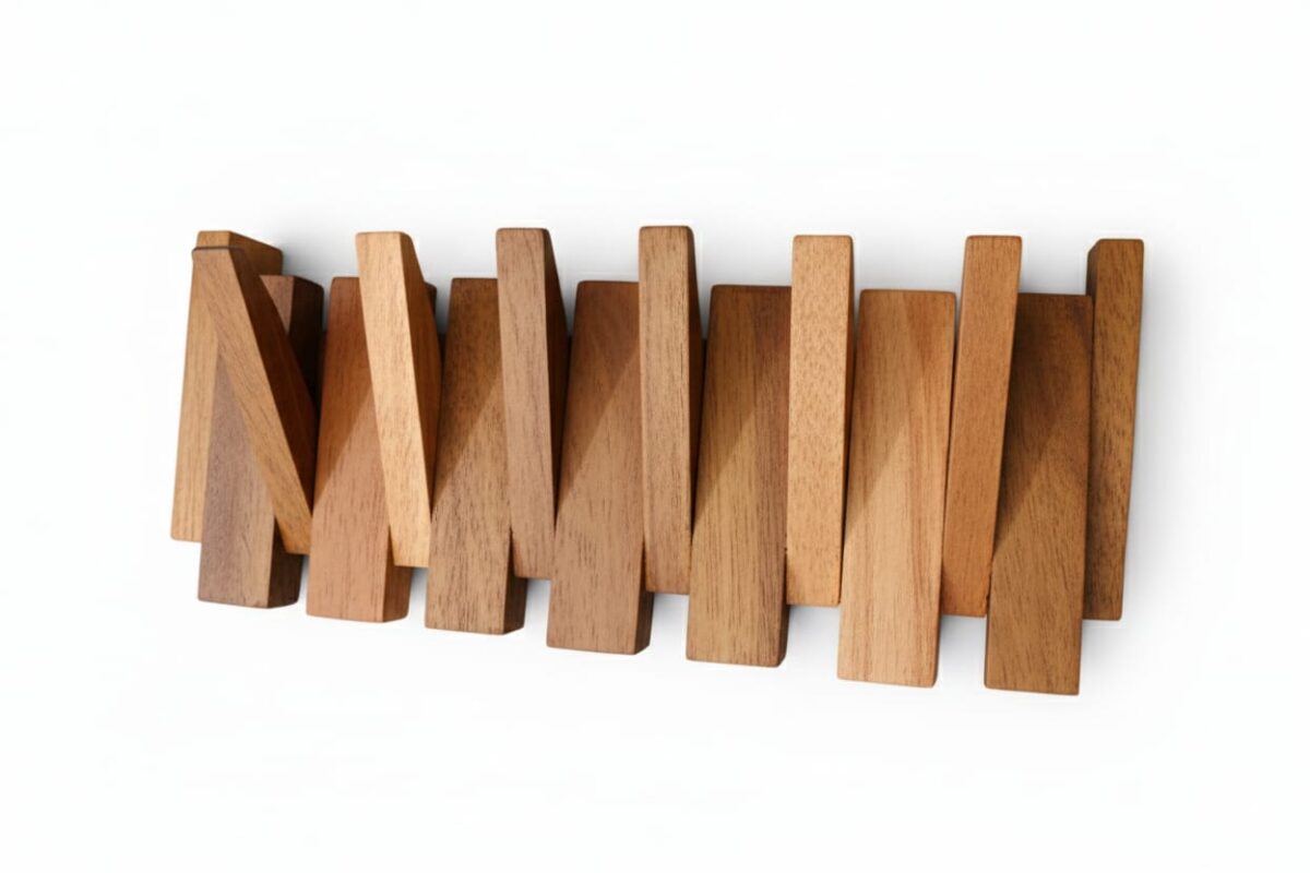 Wall Mounted Clothes Hanger Rack..